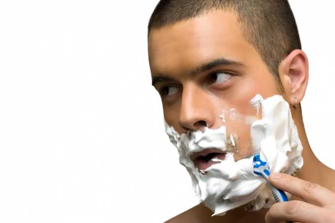 Частое бритье поможет вам вырастить густую щетину на лице.