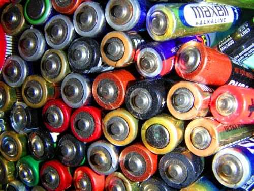 Сколько нужно заряжать аккумуляторные батарейки