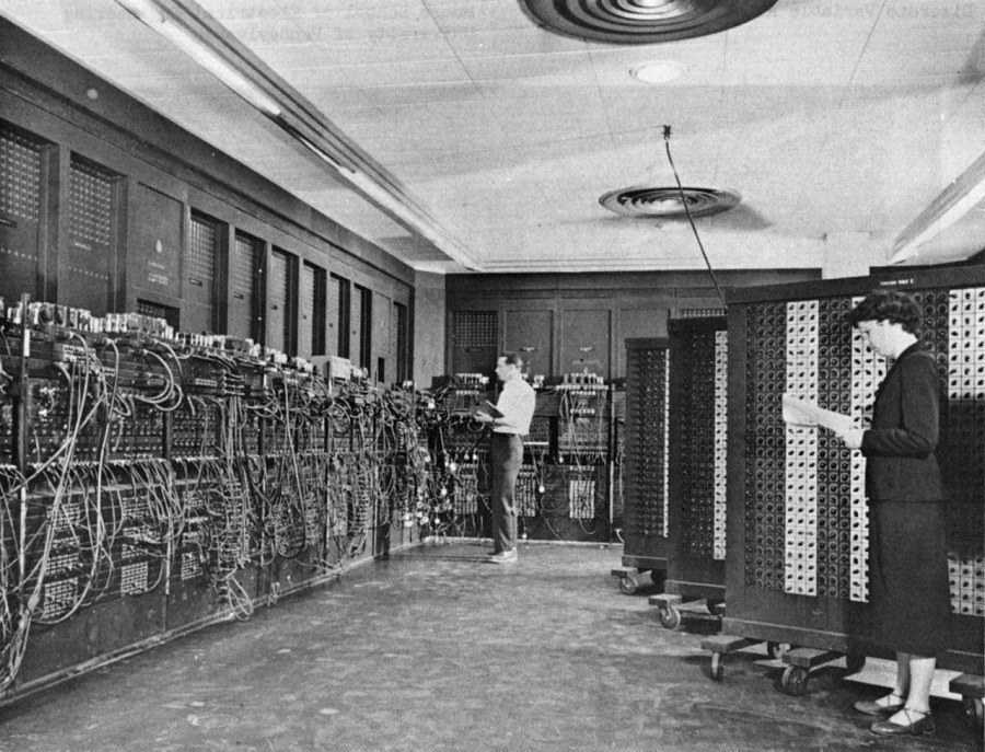 ENIAC - самый первый компьютер