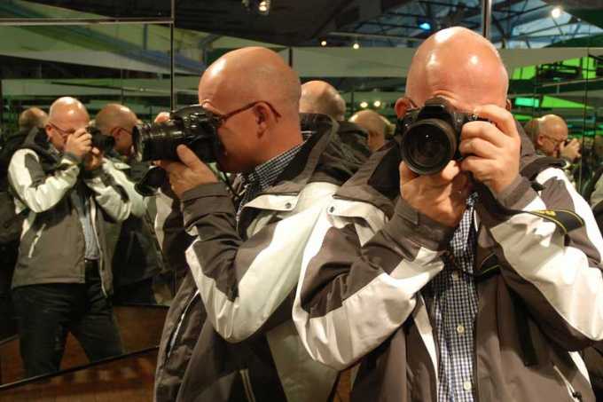 Научиться фотографировать зеркальной камерой под силу каждому